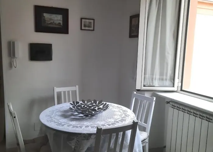 Ampio In Centro 나폴리